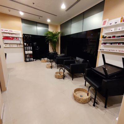 offices interior fit out contractor in sharjah by Jolly Media